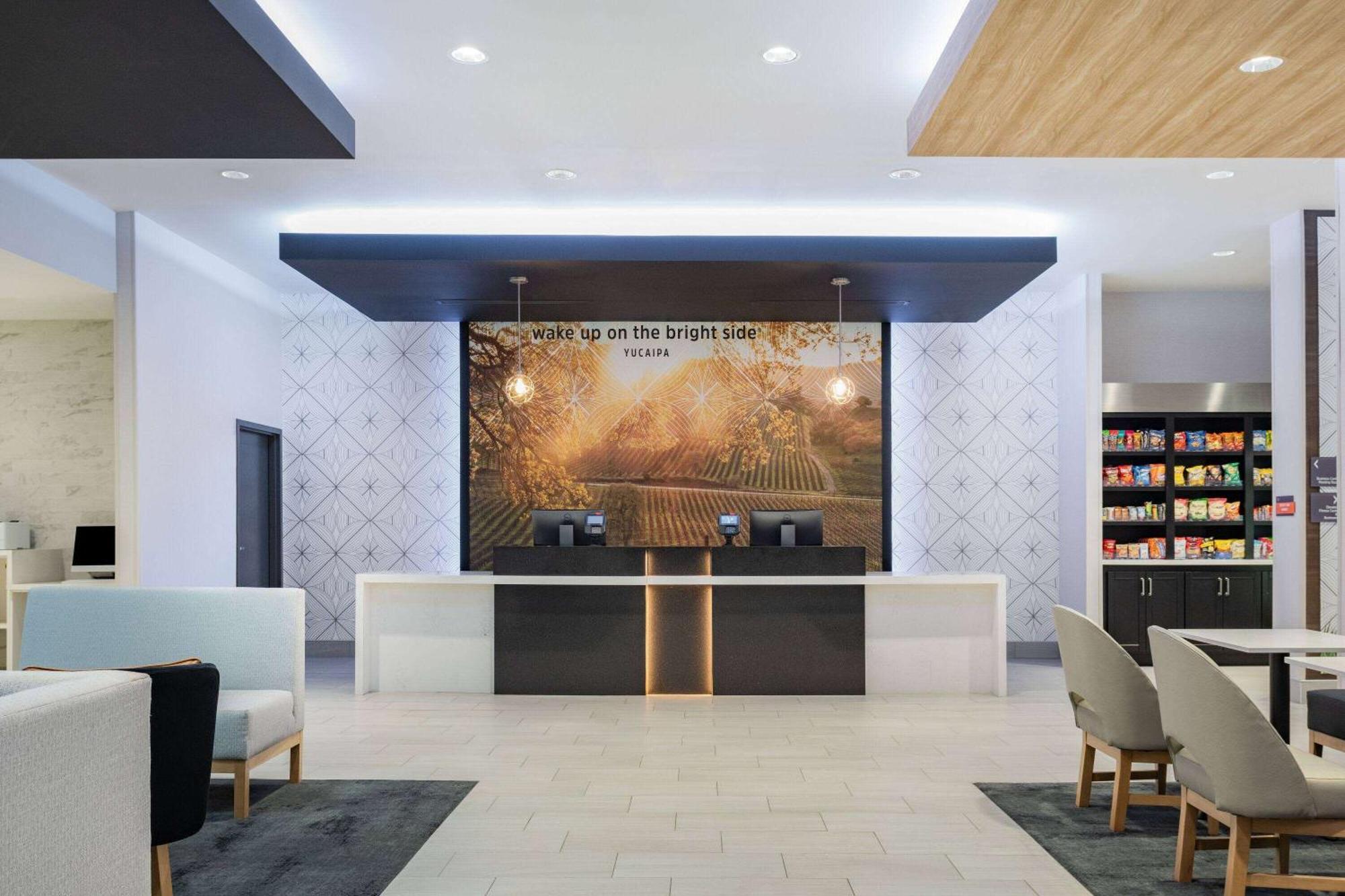 La Quinta Inn & Suites By Wyndham Yucaipa المظهر الخارجي الصورة