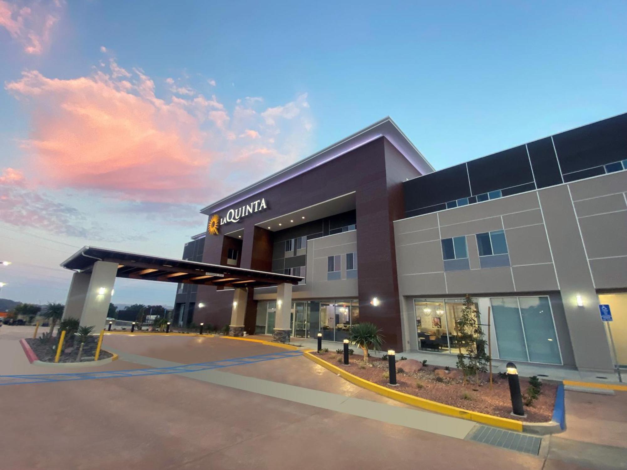 La Quinta Inn & Suites By Wyndham Yucaipa المظهر الخارجي الصورة